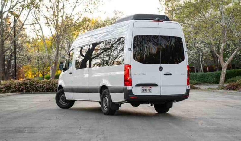 
								2025 White Sprinter -15 full									