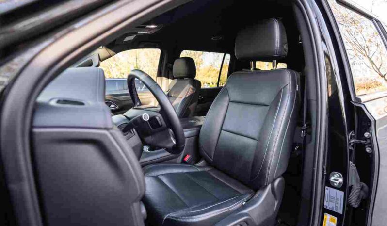 
								Chevrolet-Suburban-2023 full									