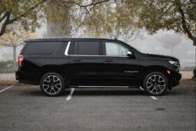 Chevrolet-Suburban-2023