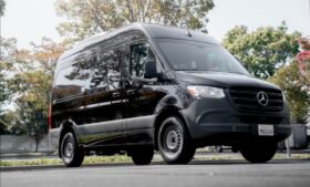 2024 Black Sprinter 2500