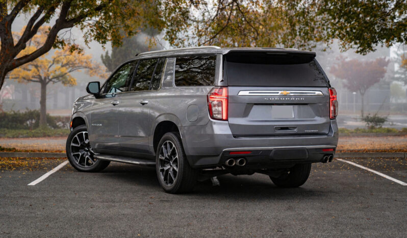 
								2022 Chevrolet Suburban LT full									