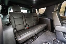 
										2022 Chevrolet Suburban LT full									