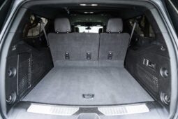
										2022 Chevrolet Suburban LT full									